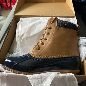 JustFab Brown and Navy Duckboots